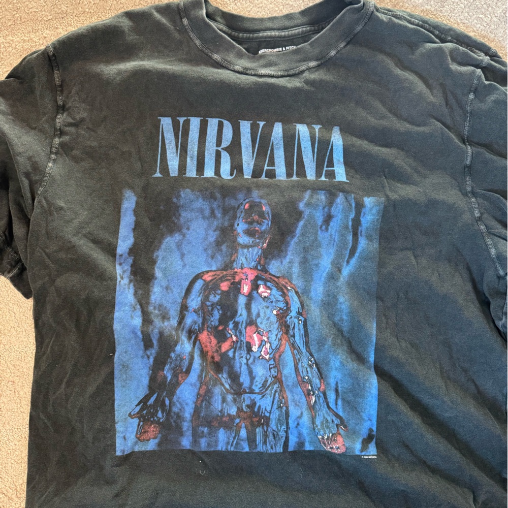 Abercrombie & Fitch Black and Blue Graphic Tee